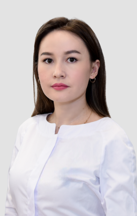 Киникеева Айшат Шлюмбаевна