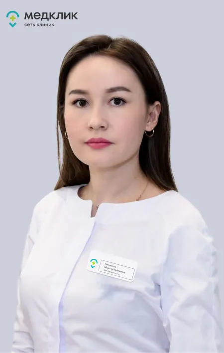 Киникеева Айшат Шлюмбаевна